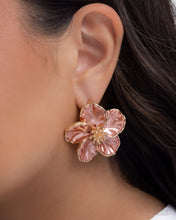 Load image into Gallery viewer, Floral Finish