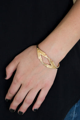 In Total De-NILE - Gold - BR